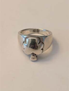 1980's solid sterling silver lucky clover shamrock ring